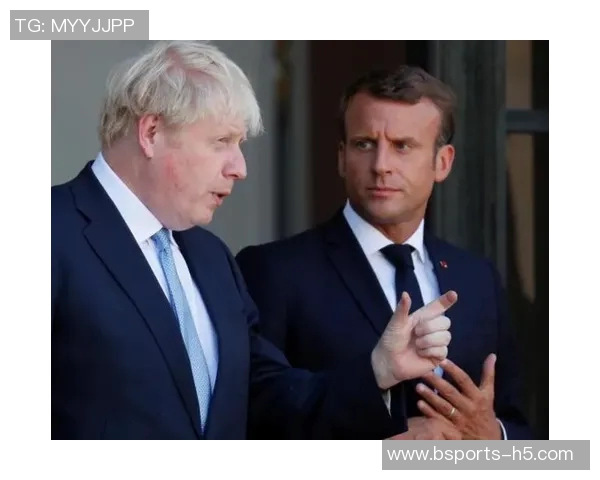 巴媒称科林蒂安主席要求德佩搬离豪华酒店套房但他留队可能性依旧较大 巴媒称科林蒂安主席要求德佩搬离豪华酒店套房但他留队可能性依旧较大