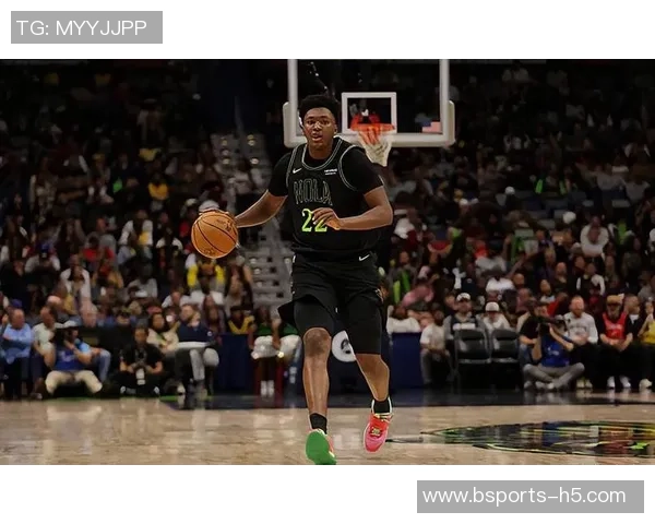 奎因豪取33分10板10助自信宣言新秀赛季将创造辉煌成就 奎因豪取33分10板10助自信宣言新秀赛季将创造辉煌成就