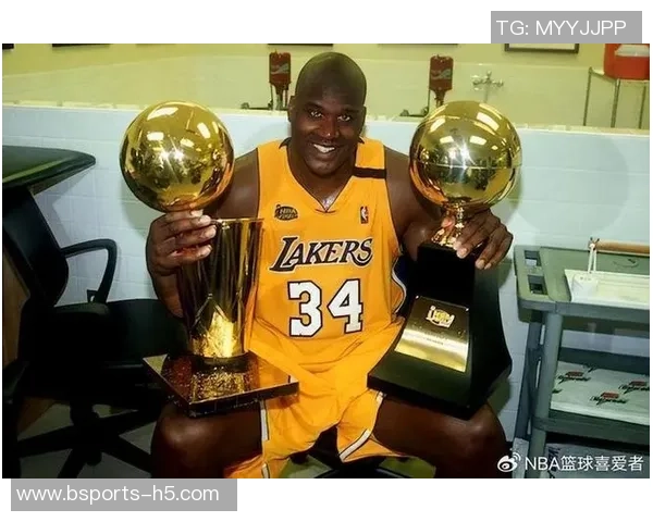 NBA历史上仅有五位球员在29岁前达到16000分3500助攻和1000三分的壮举